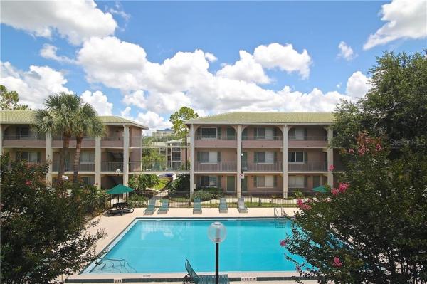 WATERSIDE AT CRANES ROOST A CONDO COMMUNITY