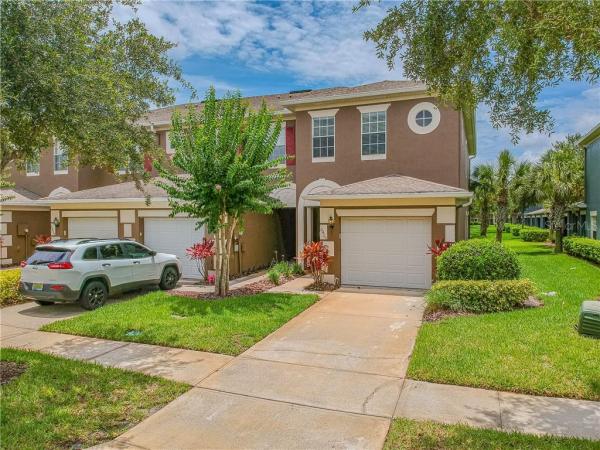 VICTORIA PINES CONDO