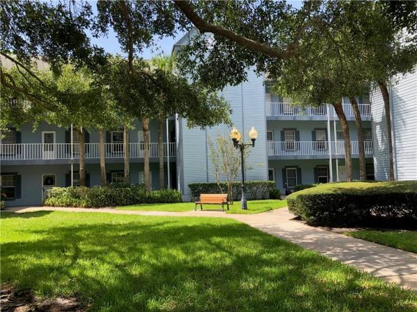 COUNTRY LAKES I CONDO