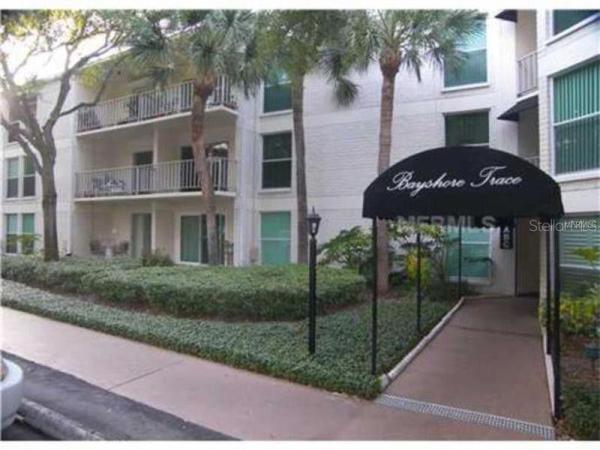 BAYSHORE TRACE CONDO