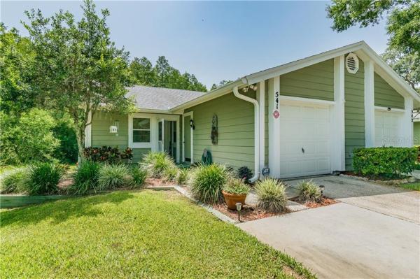 WOODS AT ANDERSON PARK CONDO THE