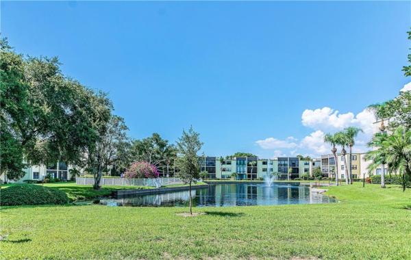 LAKEVIEW OF LARGO II