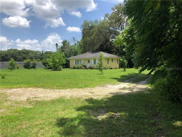 1100 - PIERSON AREA-EAST OF RR