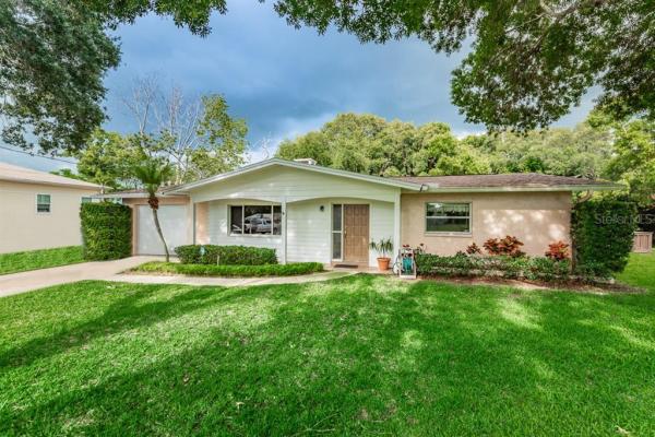 TAMPA & TARPON SPGS LAND CO