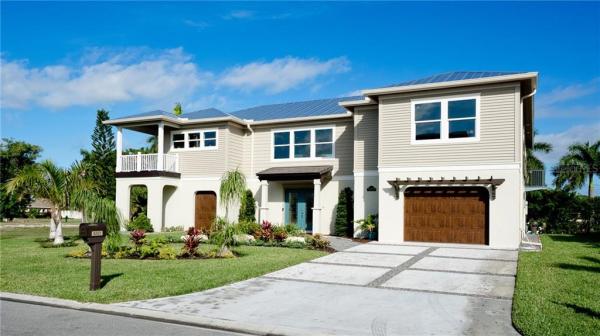 PALMA SOLA BAY GARDENS