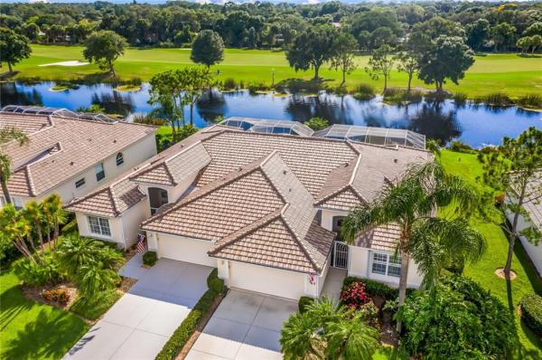 HERITAGE OAKS GOLF & COUNTRY CLUB