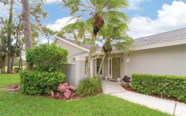 CLUB VILLAS AT PALM AIRE PH III