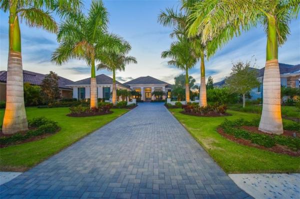 LAKE CLUB PH II UNIT 1-B