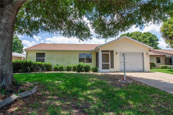 LADY LAKE ORANGE BLOSSOM GARDENS UNIT 15