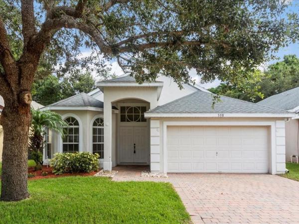 LAKE GRIFFIN ESTATES