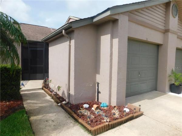 BUENAVENTURA LAKES LAKE POINTE TWNHMS