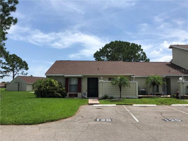 BUENAVENTURA LAKES PINE ISLAND VILLAS