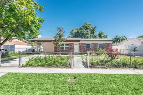 TOWNN COUNTRY PARK UN 08