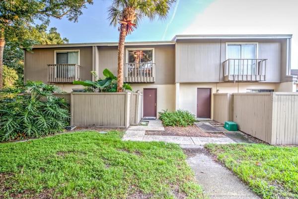 MEADOWOOD CONDO VILLAGE