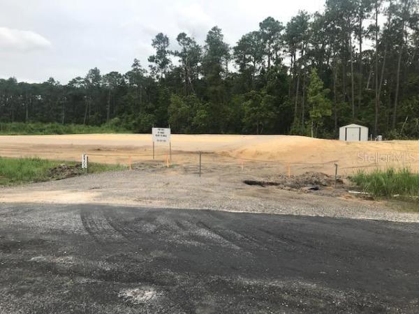 HAPPY TRAILS UNIT 04