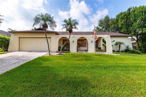 BUCKHORN GOLF CLUB ESTATES PHA