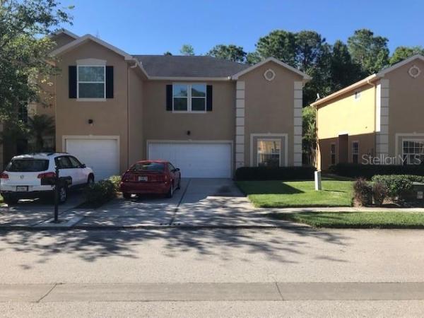 EMERALD POINTE TWNHMS AT TA