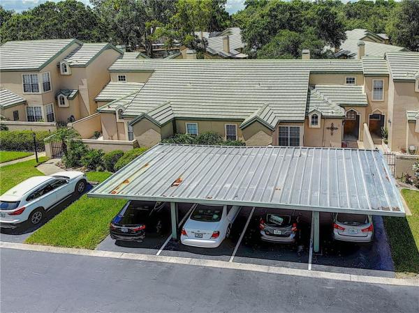 BARCLAY PLACE AT HEATHROW CONDO