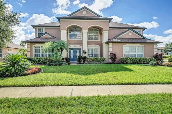 WINDERMERE CHASE PH 02