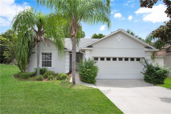 PLYMOUTH LANDING PH 01