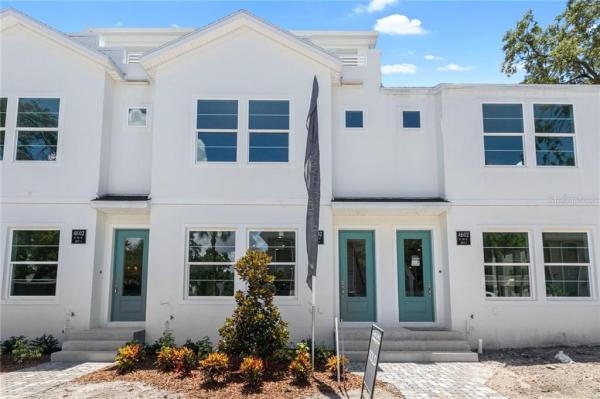 WEST FIG STREET TOWNHOMES