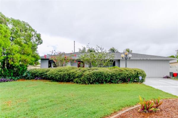 SEMINOLE LAKE VILLAGE