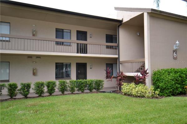 EAST LAKE WOODLANDS CONDO