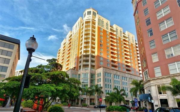 1350 MAIN RESIDENTIAL