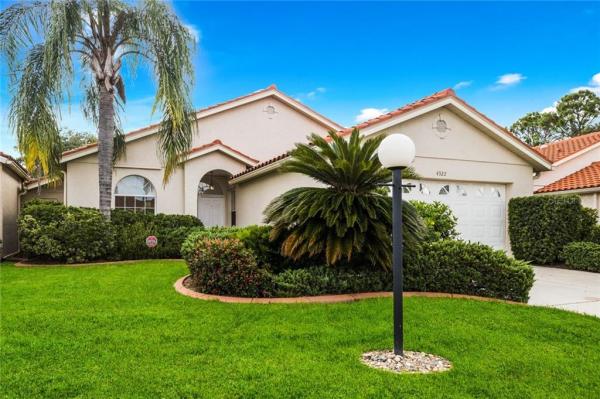 SEVILLE AT CENTER GATE