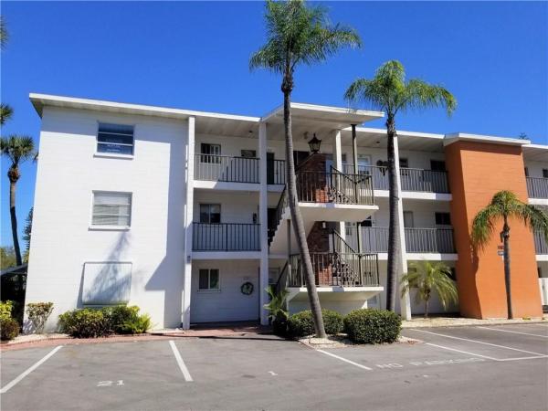 THE FOURTH BAYSHORE CONDO