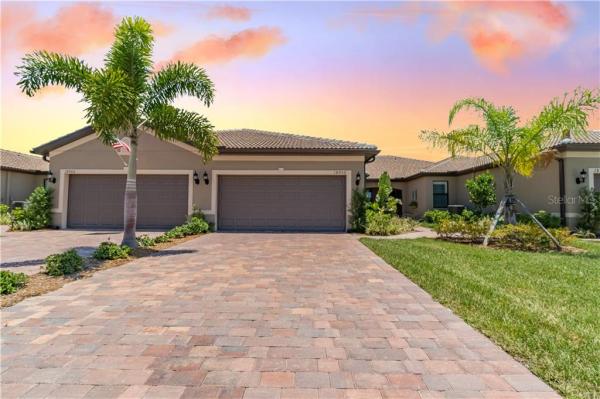 ISLANDWALK/THE WEST VLGS PH 5