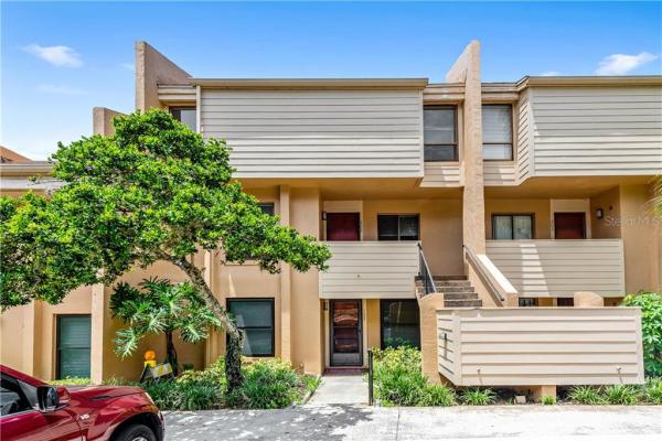 CRANES ROOST VILLAGE