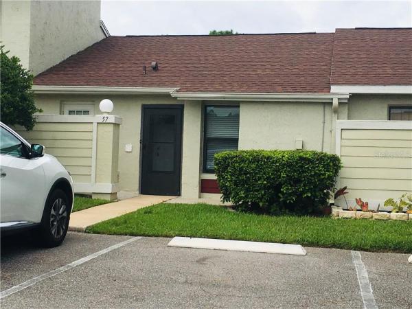 BUENAVENTURA LAKES PINE ISLAND VILLAS