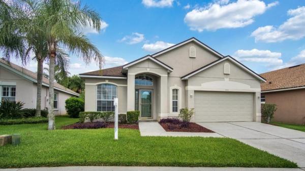 CEDAR GLEN OF ALOMA WOODS