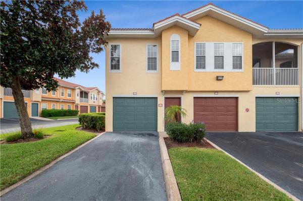 VILLANOVA AT HUNTER'S CREEK CONDOMINIUM