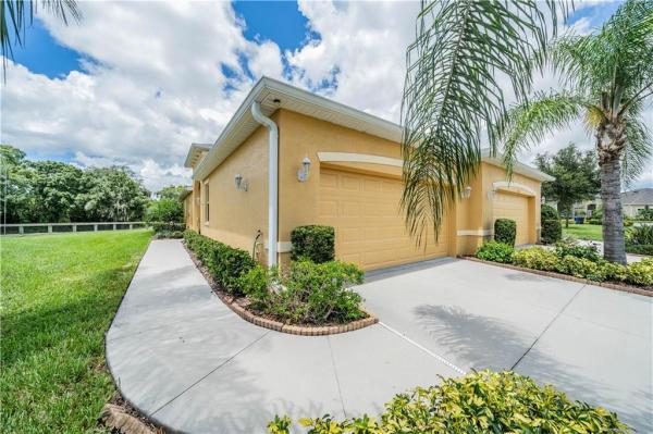 SUN CITY CENTER - RICHMOND VILLAGE