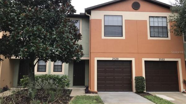 EDGEWATER AT LAKE BRANDON