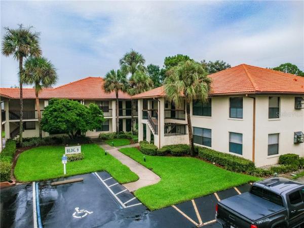 HAMMOCK PINE VILLAGE