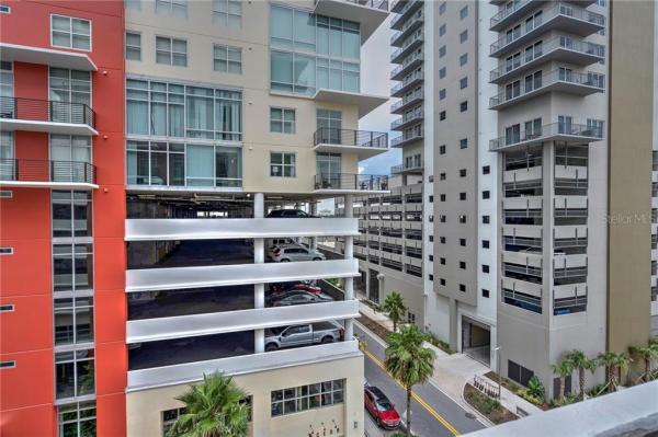 GRAND CENTRAL AT KENNEDY RESIDENCE