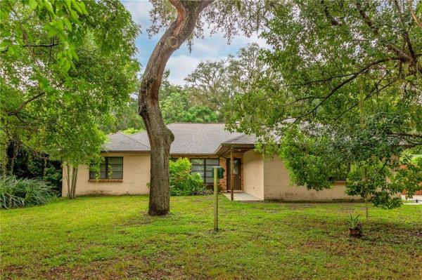 POR SE1/4 SE1/4 & POR LTS 04 & 08