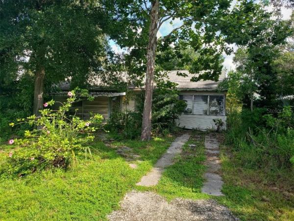 LANGS ADD TO GOLF VIEW E