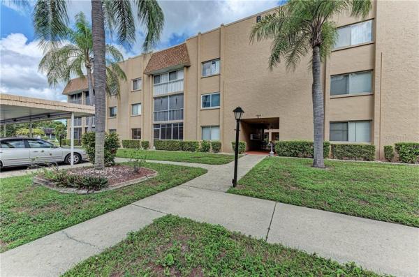 GLEN OAKS GARDEN APTS 3