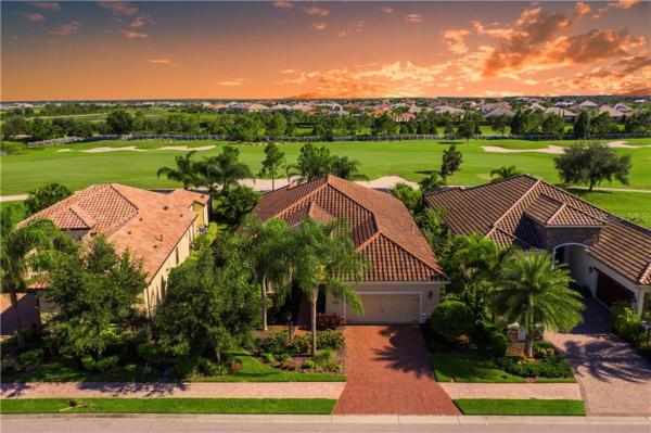COUNTRY CLUB EAST AT LAKEWOOD RANCH