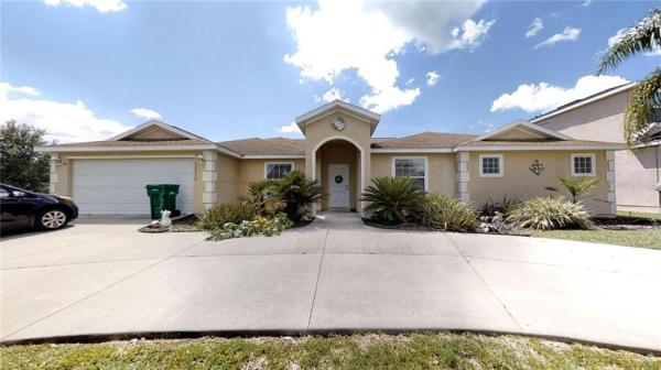 VILLAGES OF PARKWOOD