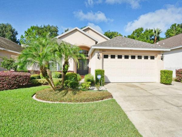 COUNTRY CLUB OF MOUNT DORA