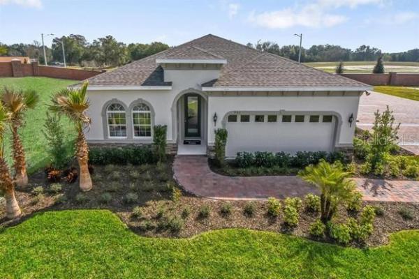 LUCAYA LAKE CLUB PH 3