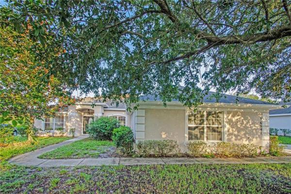 VILLAGE AT BLACK BEAR UNIT 01 LT 33 PB 51