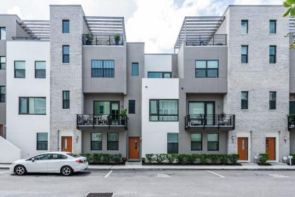 WESTSHORE VILLAGE TWNHMS