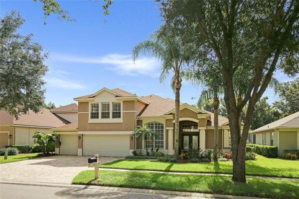 RIVER HILLS COUNTRY CLUB