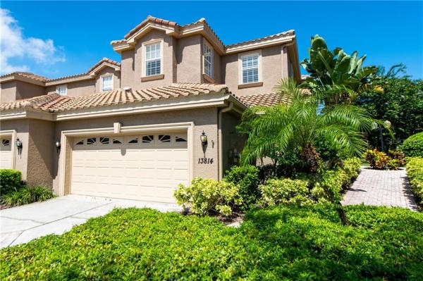 SUN KETCH TWNHMS AT FEATHER SOUND